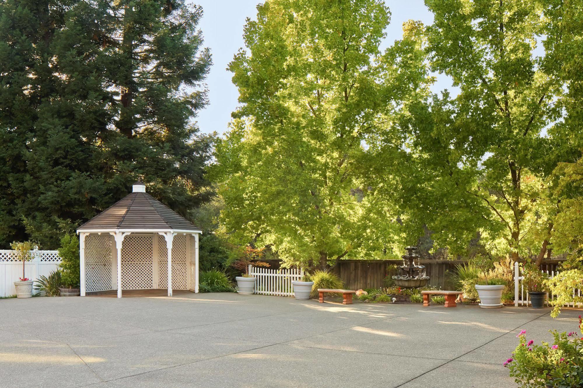 Lake Natoma Inn Фолсом Экстерьер фото